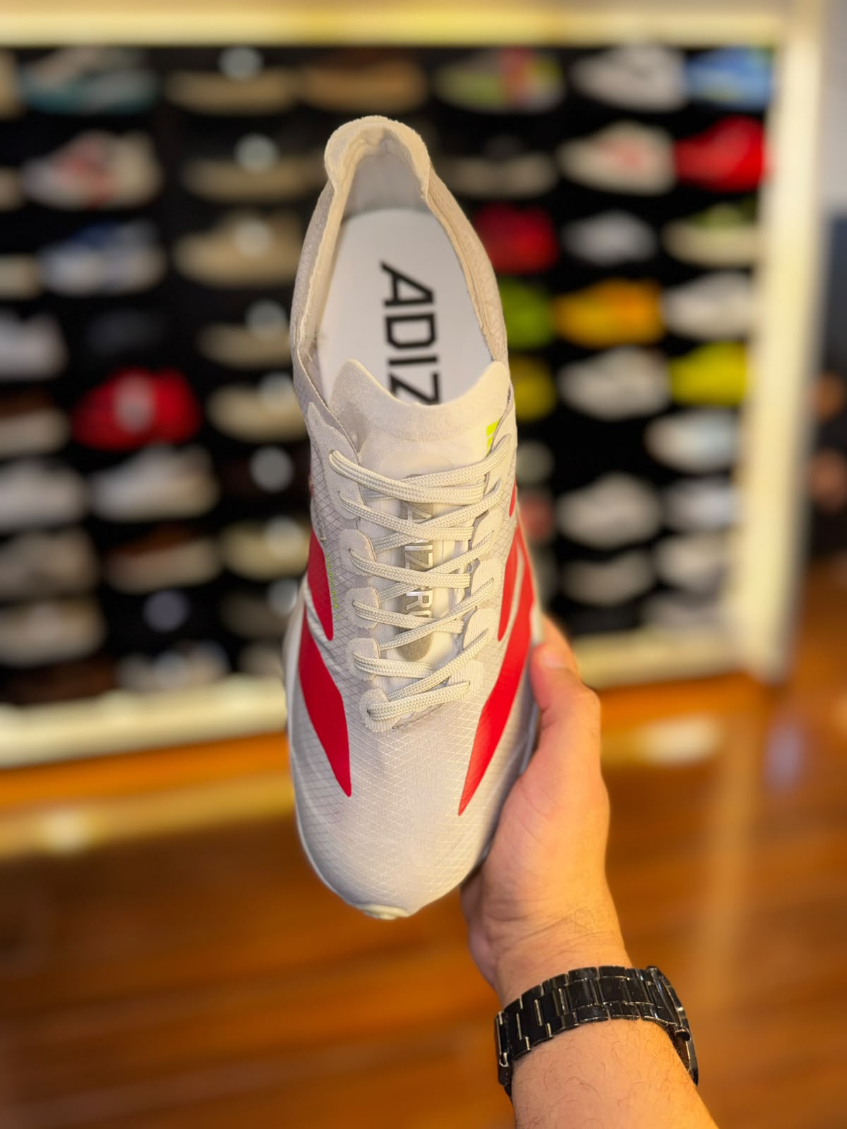 ADIZERO adios pro 4 importado (cinza com vermelho)
