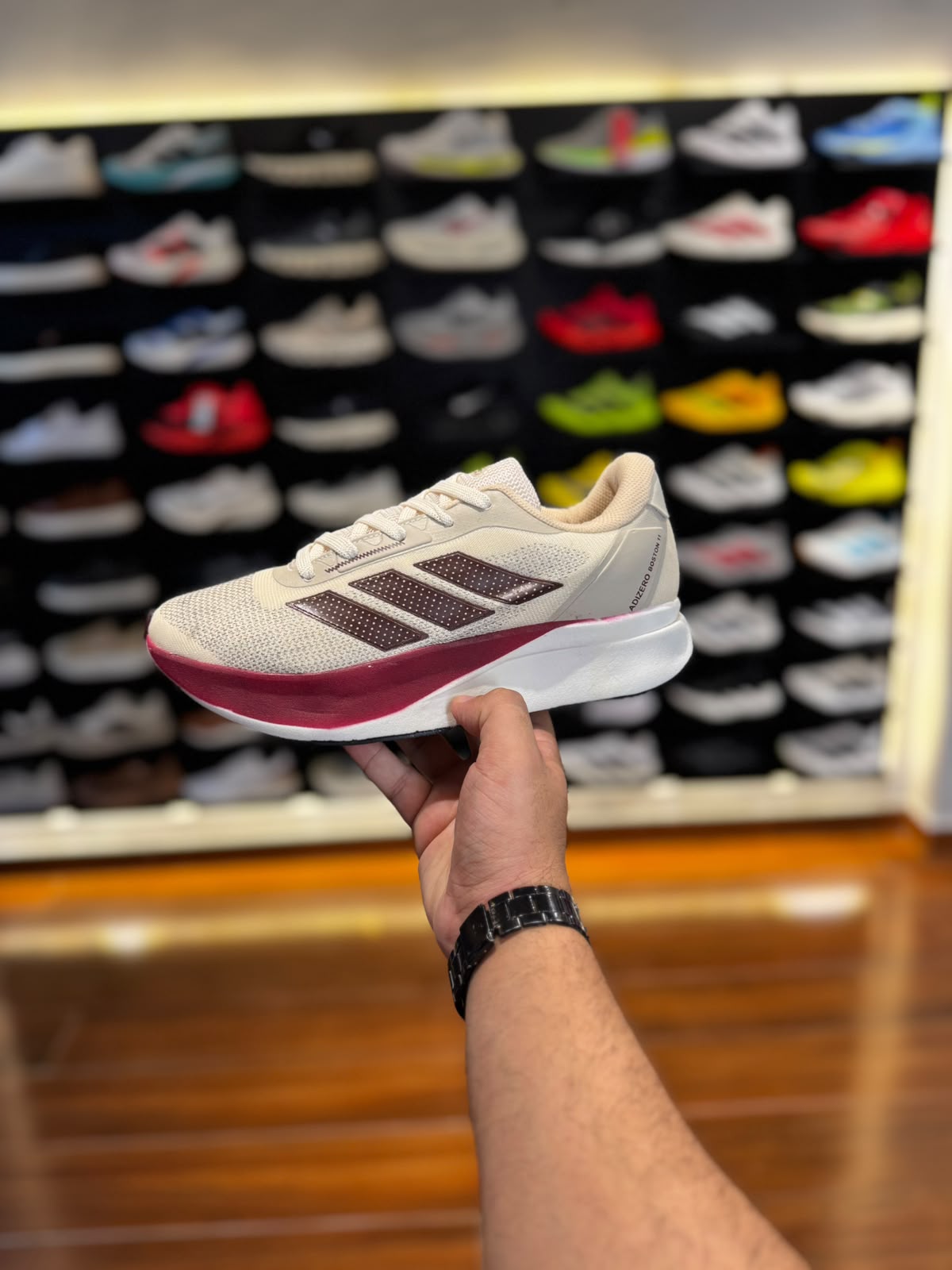 Adizero Boston 11  bege/vermelho Premium nacional