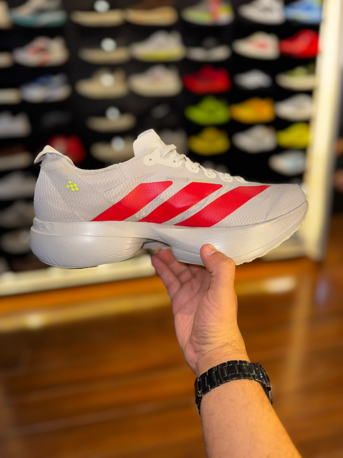 ADIZERO adios pro 4 importado (cinza com vermelho)
