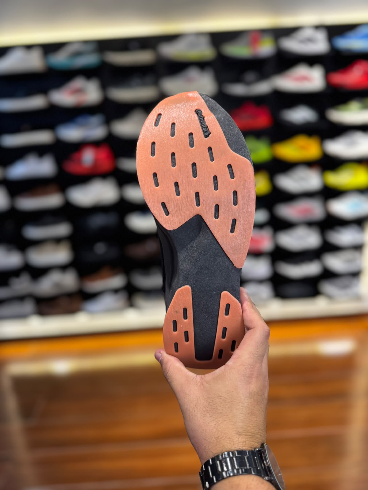 Adizero Boston 11 preto