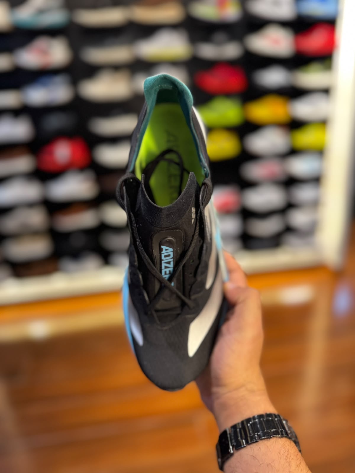 Adizero adios pro 4 /1.0 preto com azul e verde)