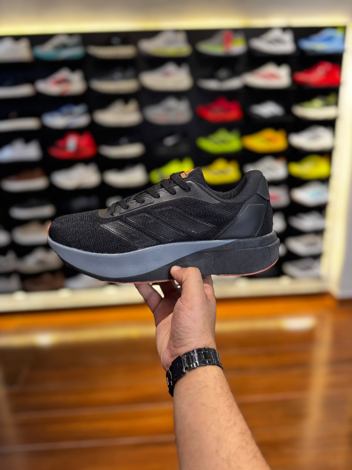 Adizero Boston 11 preto
