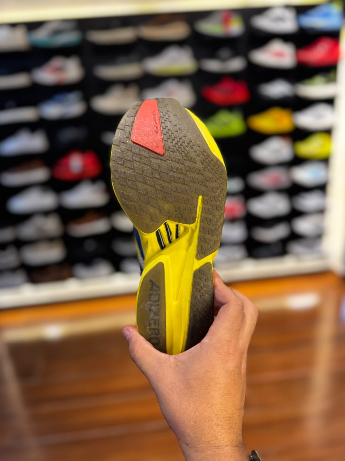 Adizero adios pro 4 /1.0 amarelo