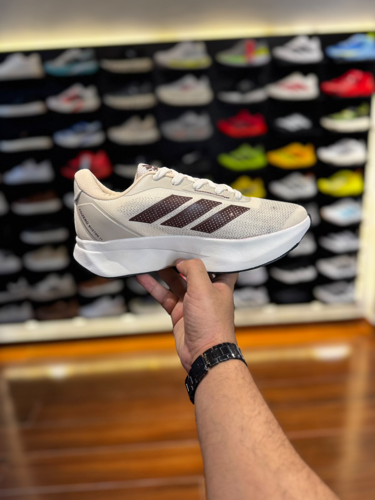 Adizero Boston 11  bege/vermelho Premium nacional