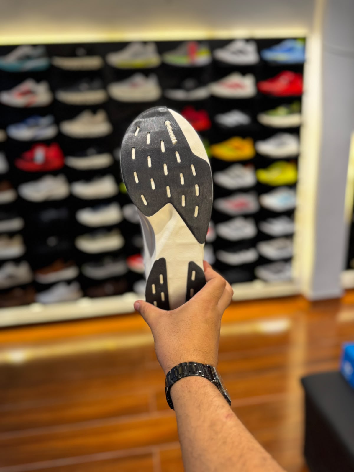 Adizero Boston 11 branco Premium nacional