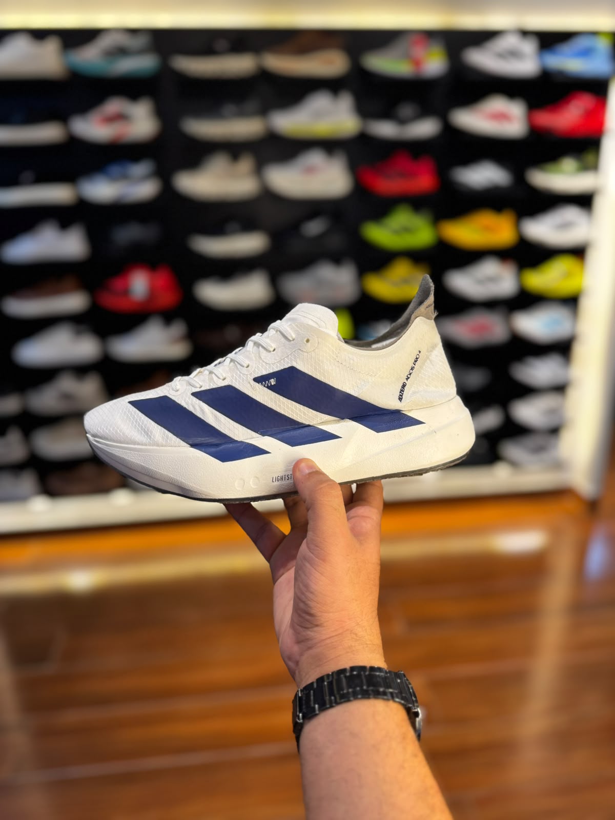 ADIZERO adios pro 4 importado (branco com azul)